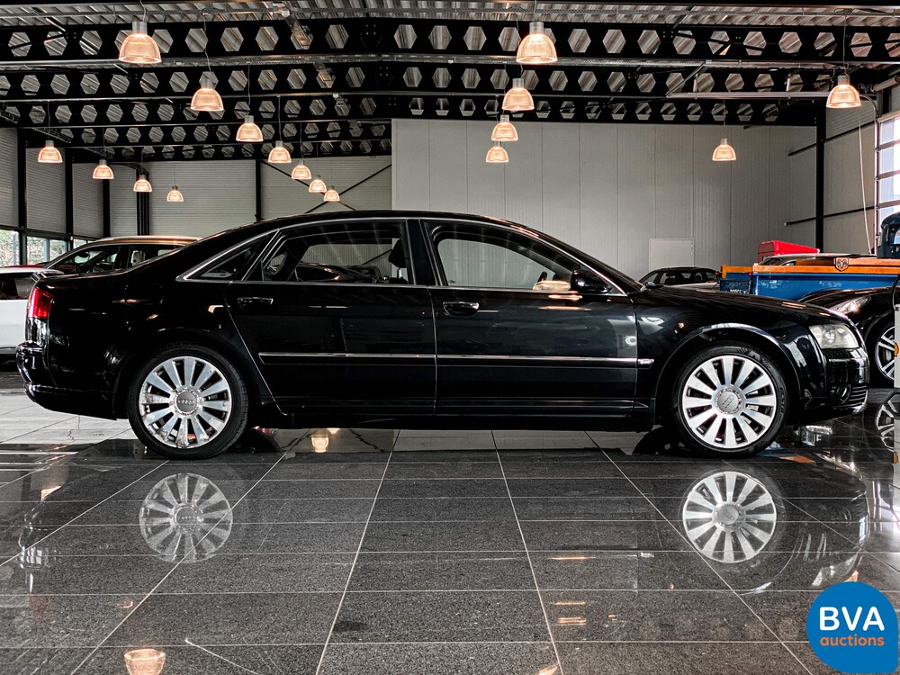 Audi A8 Long 6.0 W12 Quattro Pro line 450hp 2004, 69-RD-NX.