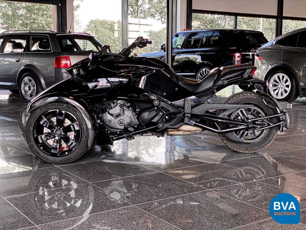 Can-Am Spyder F3 S SE6 115hp 2017 SPECIAL-EDITION BLACK -Org NL-, PP-270-X.