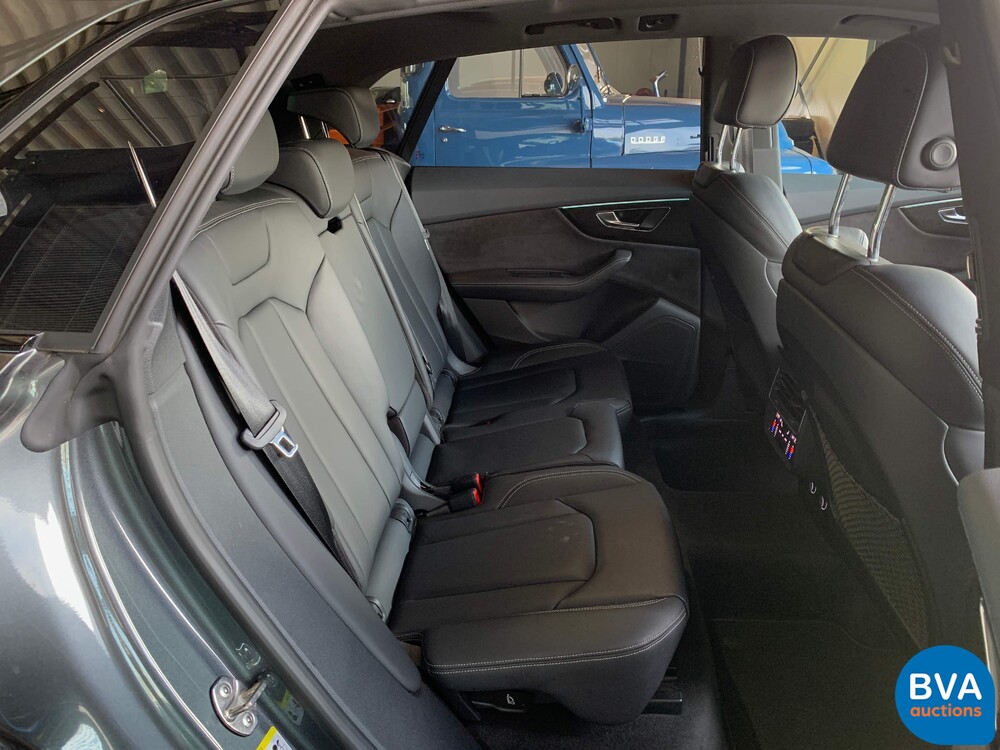 Audi Q8 50TDI Quattro 286hp S-Line 2020 WARRANTY.