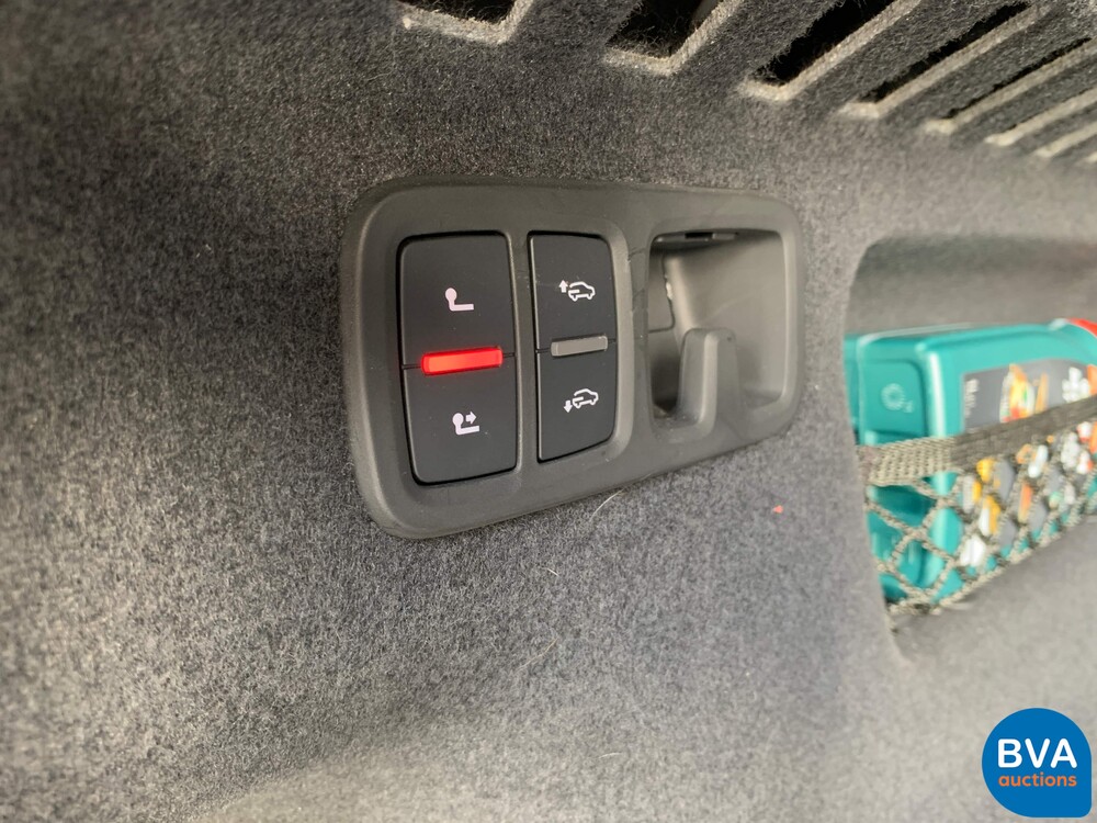 Audi Q8 50TDI Quattro 286hp S-Line 2020 WARRANTY.