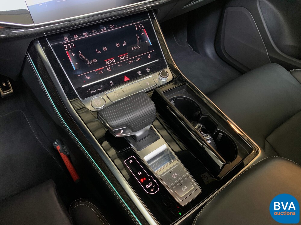 Audi Q8 50TDI Quattro 286hp S-Line 2020 WARRANTY.