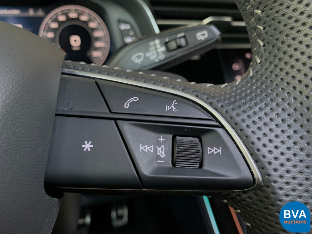 Audi Q8 50TDI Quattro 286hp S-Line 2020 WARRANTY.