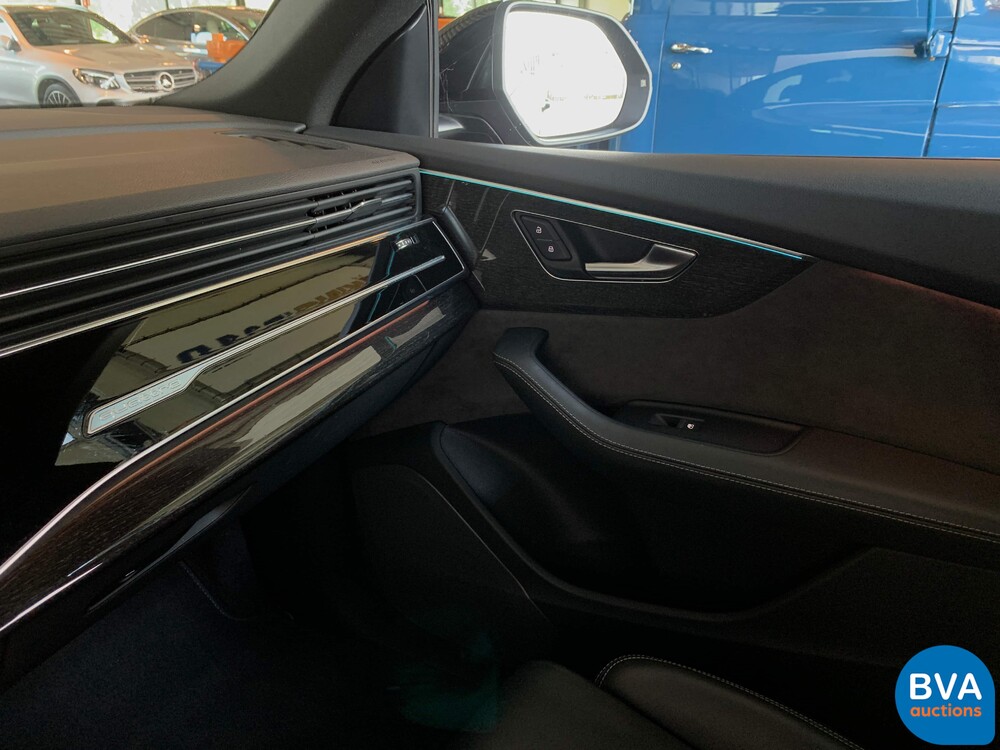 Audi Q8 50TDI Quattro 286hp S-Line 2020 WARRANTY.