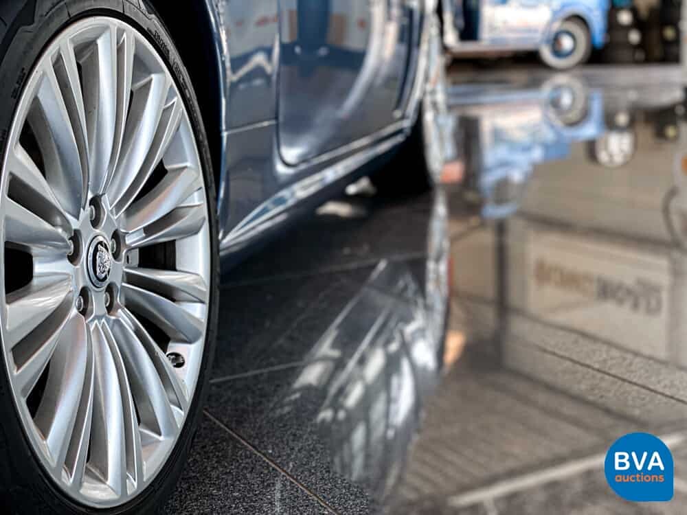 Jaguar XK Convertible 5.0 V8 Portfolio 385hp Convertible 2010.