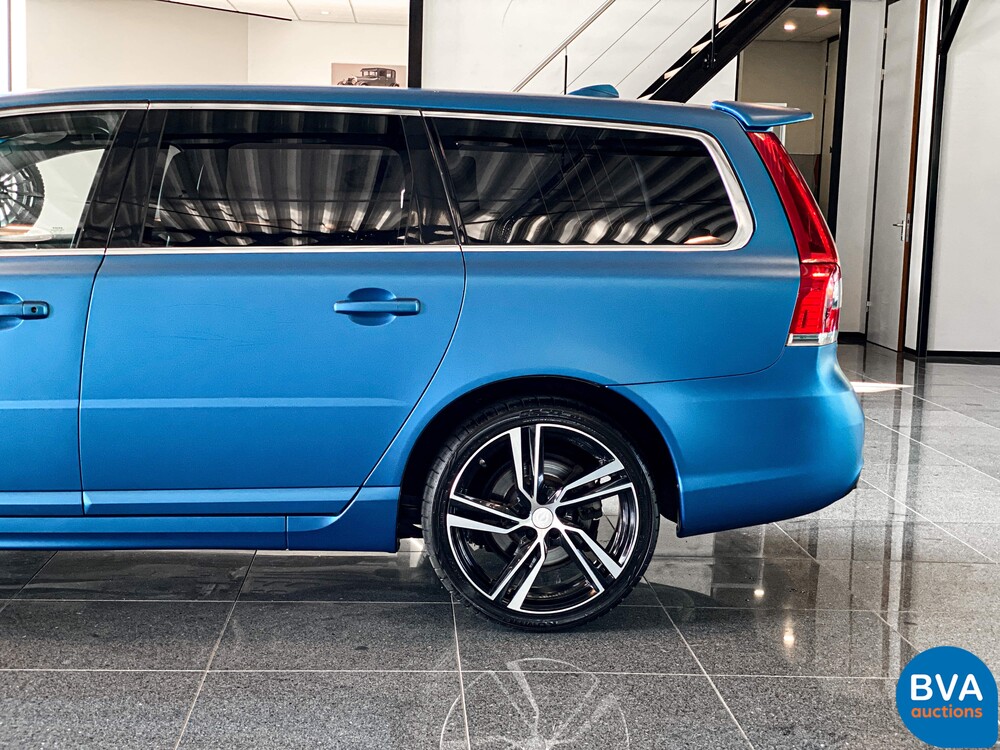 Volvo V70 2.0 T5 Kinetic 245hp 2015, RV-417-T.