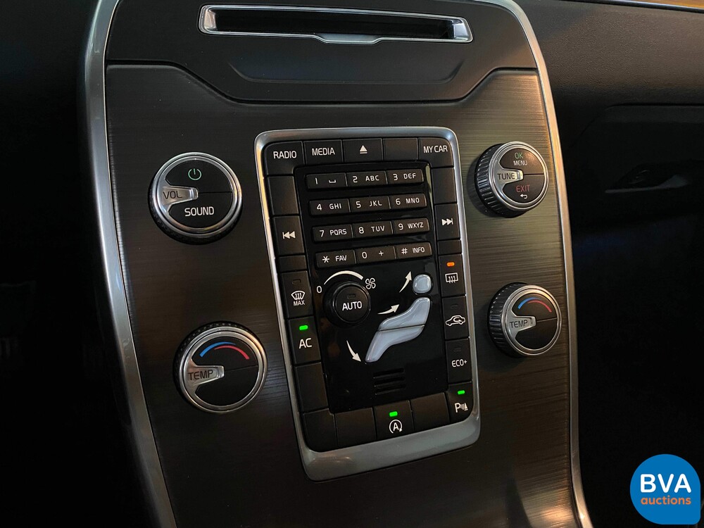 Volvo V70 2.0 T5 Kinetic 245hp 2015, RV-417-T.