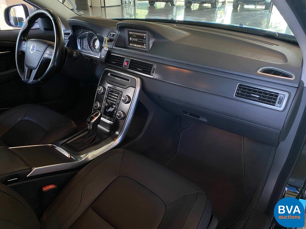 Volvo V70 2.0 T5 Kinetic 245hp 2015, RV-417-T.