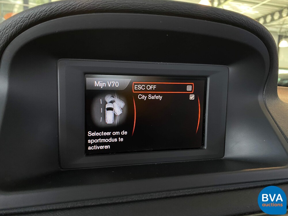 Volvo V70 2.0 T5 Kinetic 245hp 2015, RV-417-T.