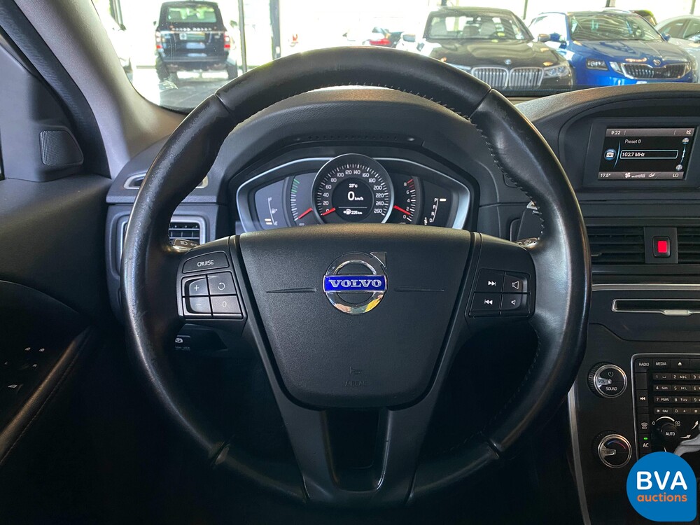Volvo V70 2.0 T5 Kinetic 245hp 2015, RV-417-T.