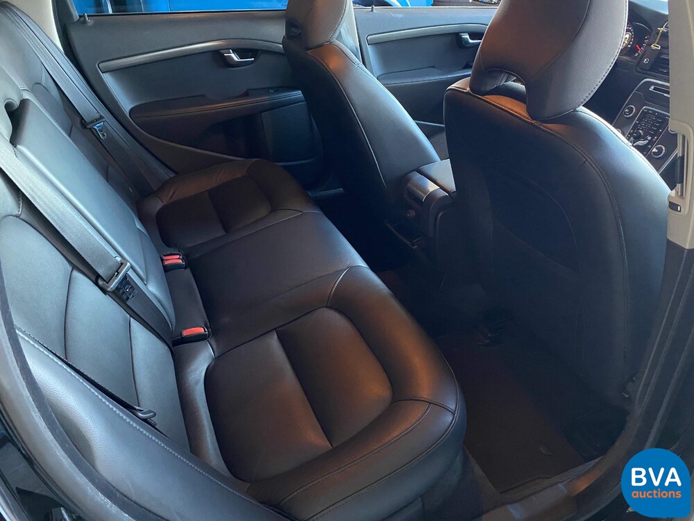 Volvo V70 2.0 T5 Kinetic 245hp 2015, RV-417-T.