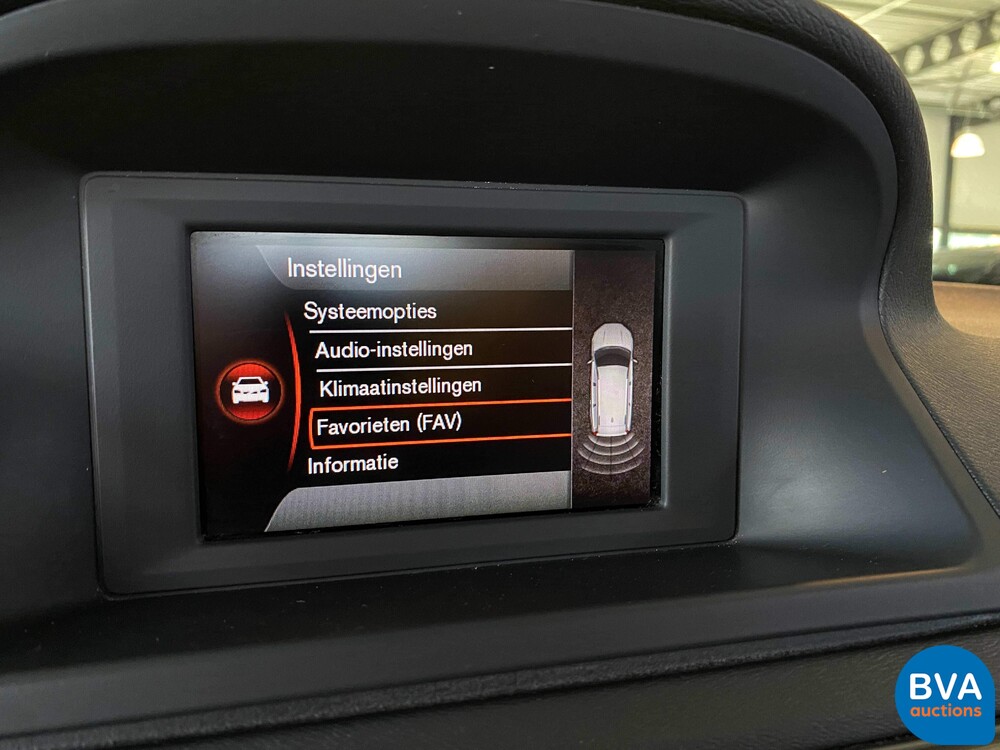 Volvo V70 2.0 T5 Kinetic 245hp 2015, RV-417-T.