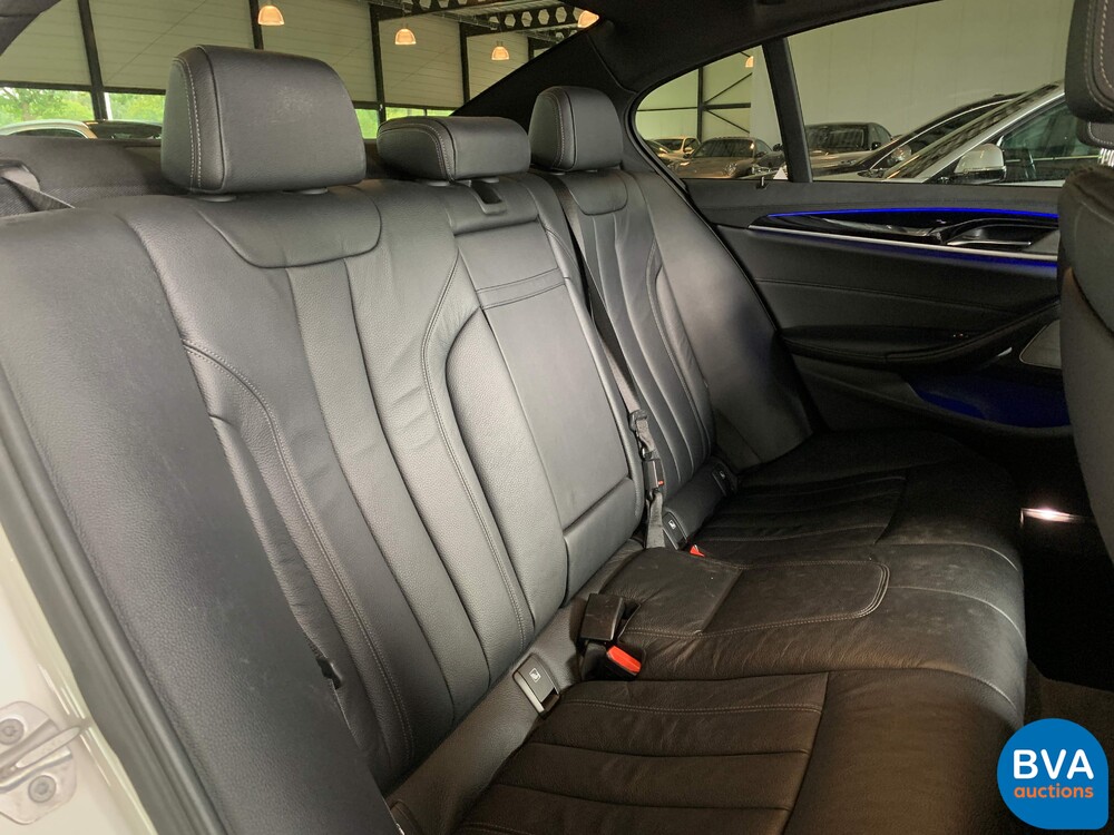 BMW 540i High Executive 5-series 340hp 2017, RB-521-G.