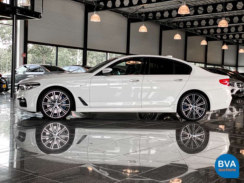 BMW 540i High Executive 5-series 340hp 2017, RB-521-G.