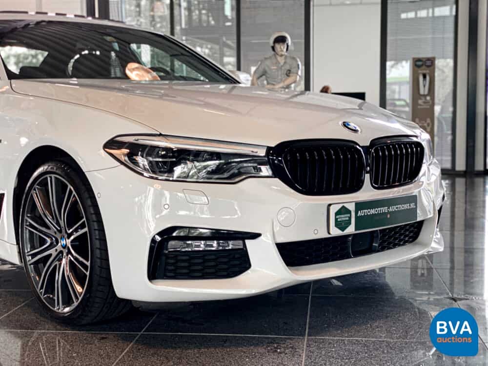BMW 540i High Executive 5-series 340hp 2017, RB-521-G.