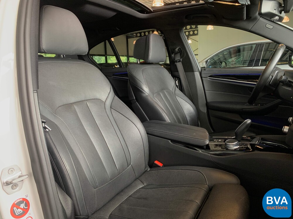 BMW 540i High Executive 5-series 340hp 2017, RB-521-G.