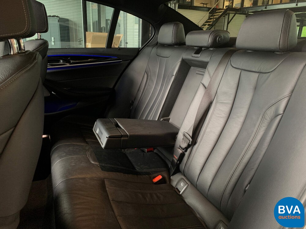 BMW 540i High Executive 5-series 340hp 2017, RB-521-G.