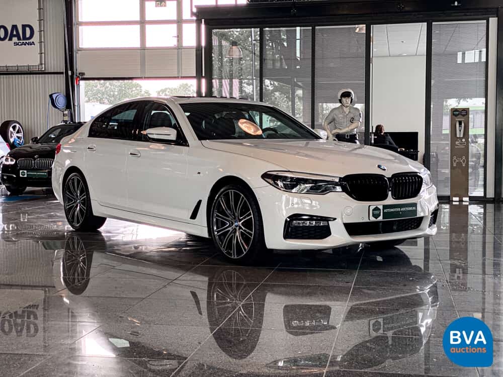 BMW 540i High Executive 5-series 340hp 2017, RB-521-G.