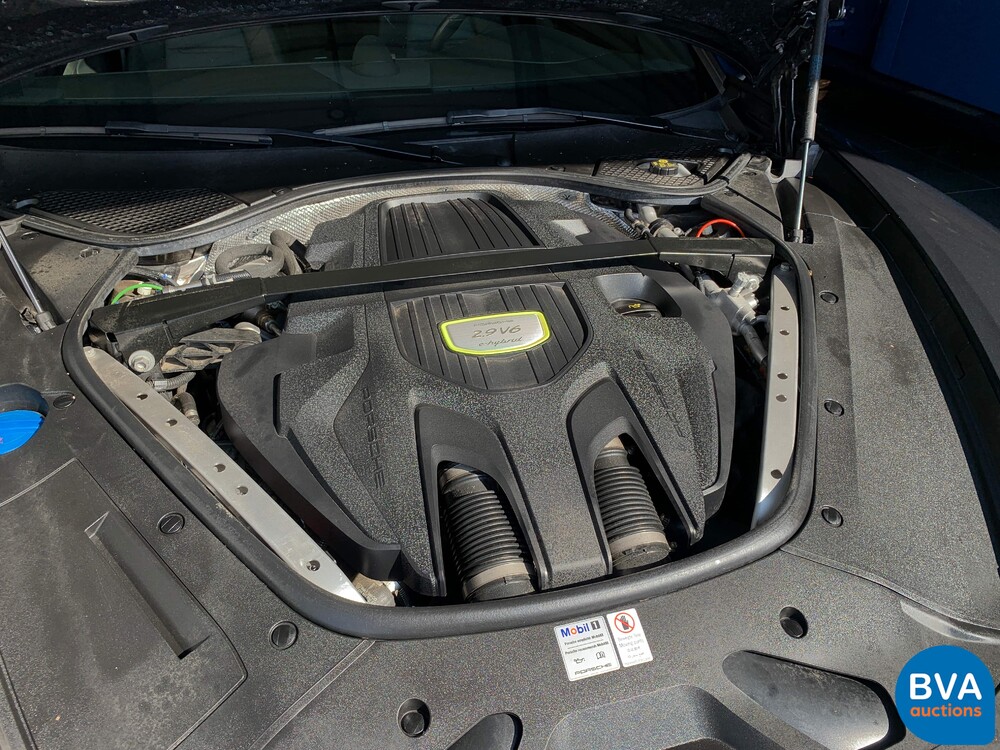 Porsche Panamera 4 Sport Turismo 2.9 E-Hybrid 462hp 2018 Plug-In Hybrid -Org. NL-, SF-382-Z.