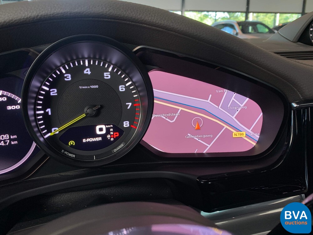 Porsche Panamera 4 Sport Turismo 2.9 E-Hybrid 462hp 2018 Plug-In Hybrid -Org. NL-, SF-382-Z.