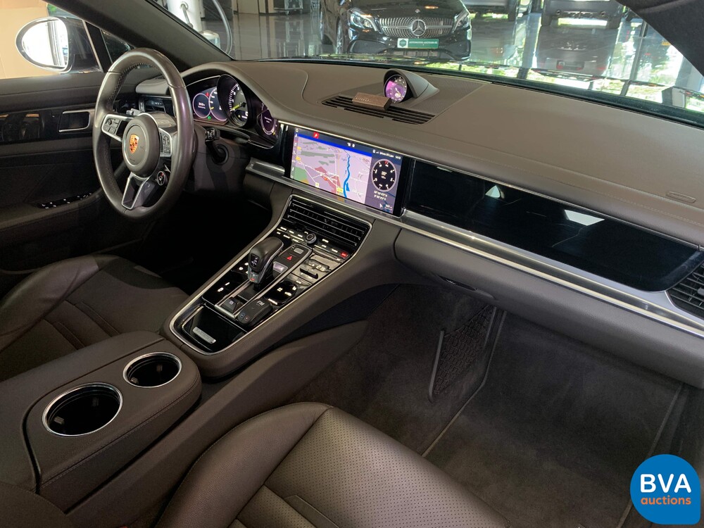 Porsche Panamera 4 Sport Turismo 2.9 E-Hybrid 462hp 2018 Plug-In Hybrid -Org. NL-, SF-382-Z.