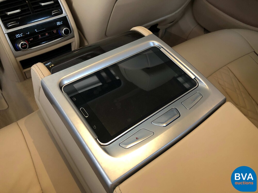 BMW 740d xDrive High Executive 7-Series 320hp 2017 -Org. NL-, PV-691-.