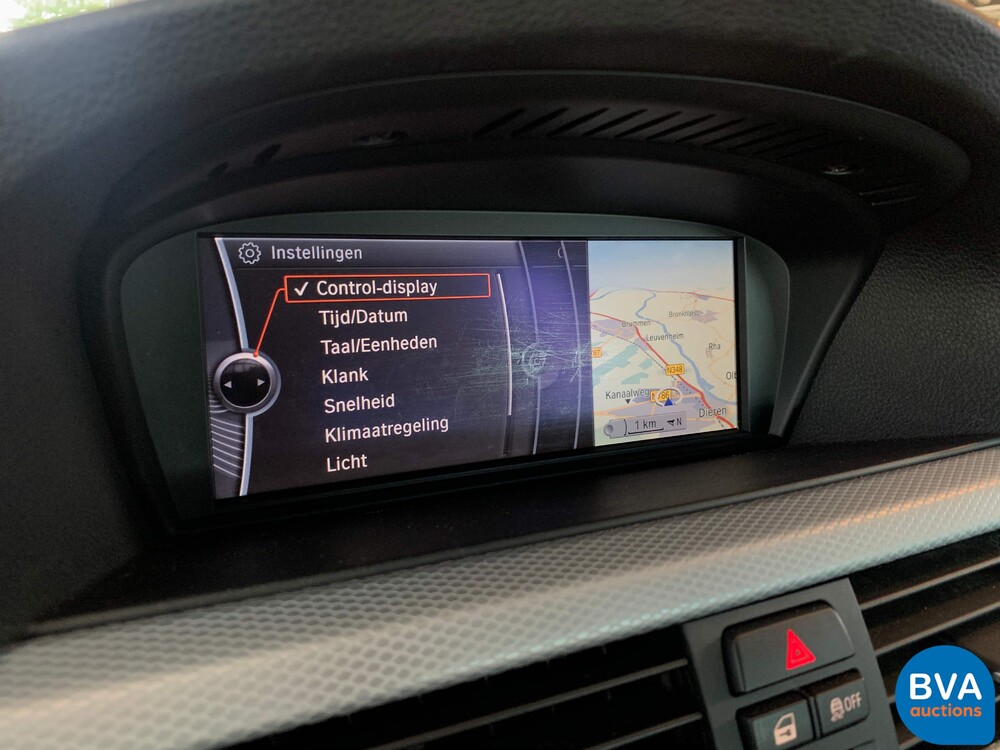 BMW 330i Touring Carbon Sport Edition M-Sport 3-series 272pk 2011 -Original NL-, 36-SNZ-4.