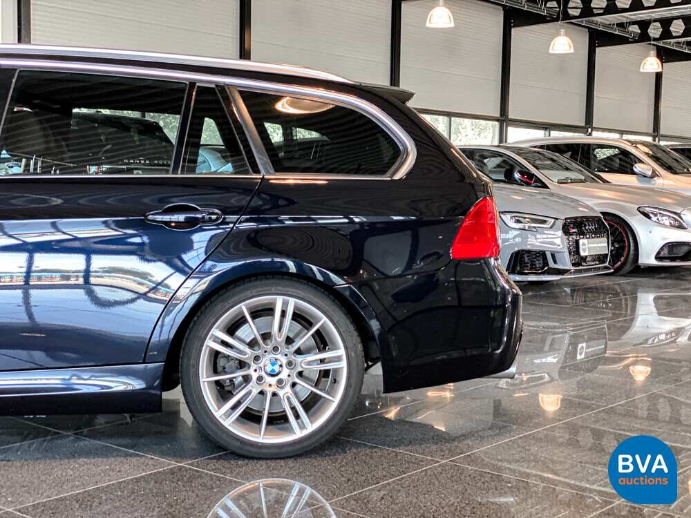 BMW 330i Touring Carbon Sport Edition M-Sport 3-series 272pk 2011 -Original NL-, 36-SNZ-4.