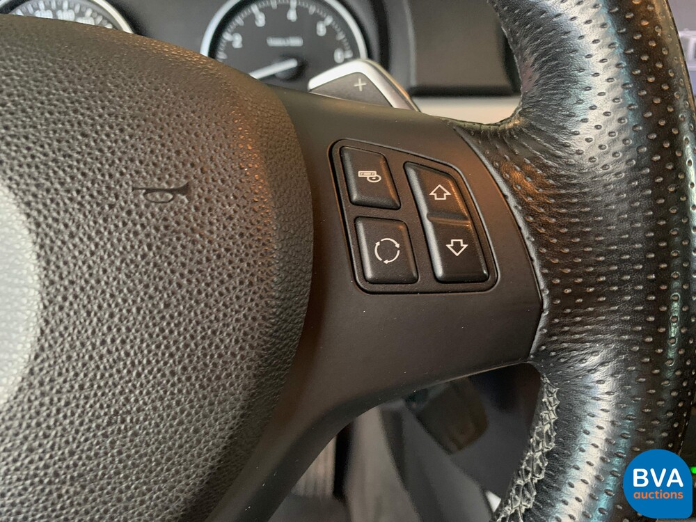 BMW 330i Touring Carbon Sport Edition M-Sport 3-series 272pk 2011 -Original NL-, 36-SNZ-4.