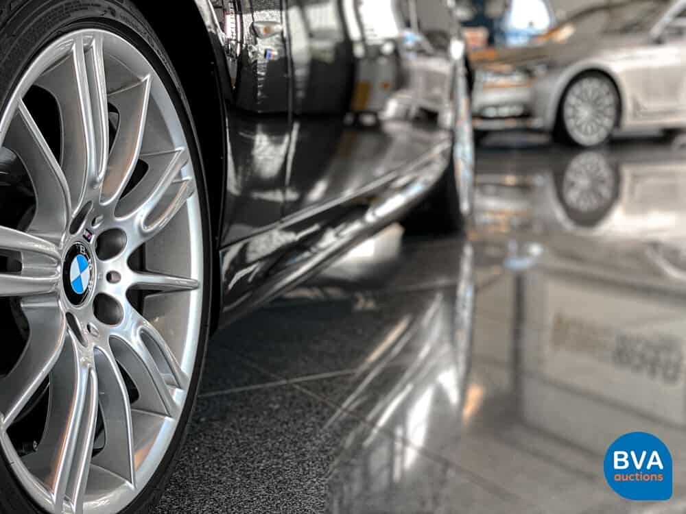 BMW 330i Touring Carbon Sport Edition M-Sport 3-series 272pk 2011 -Original NL-, 36-SNZ-4.