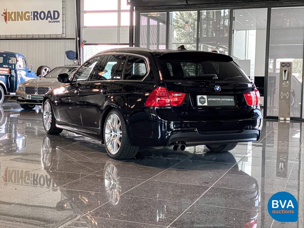 BMW 330i Touring Carbon Sport Edition M-Sport 3-series 272pk 2011 -Original NL-, 36-SNZ-4.