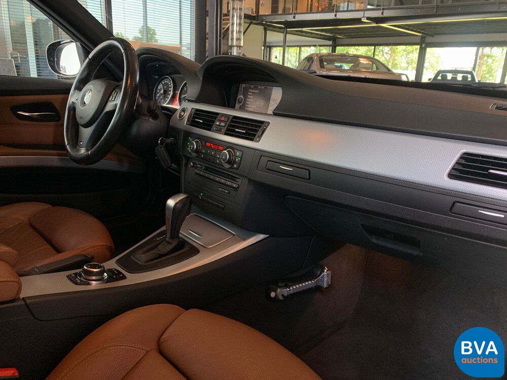 BMW 330i Touring Carbon Sport Edition M-Sport 3-series 272pk 2011 -Original NL-, 36-SNZ-4.