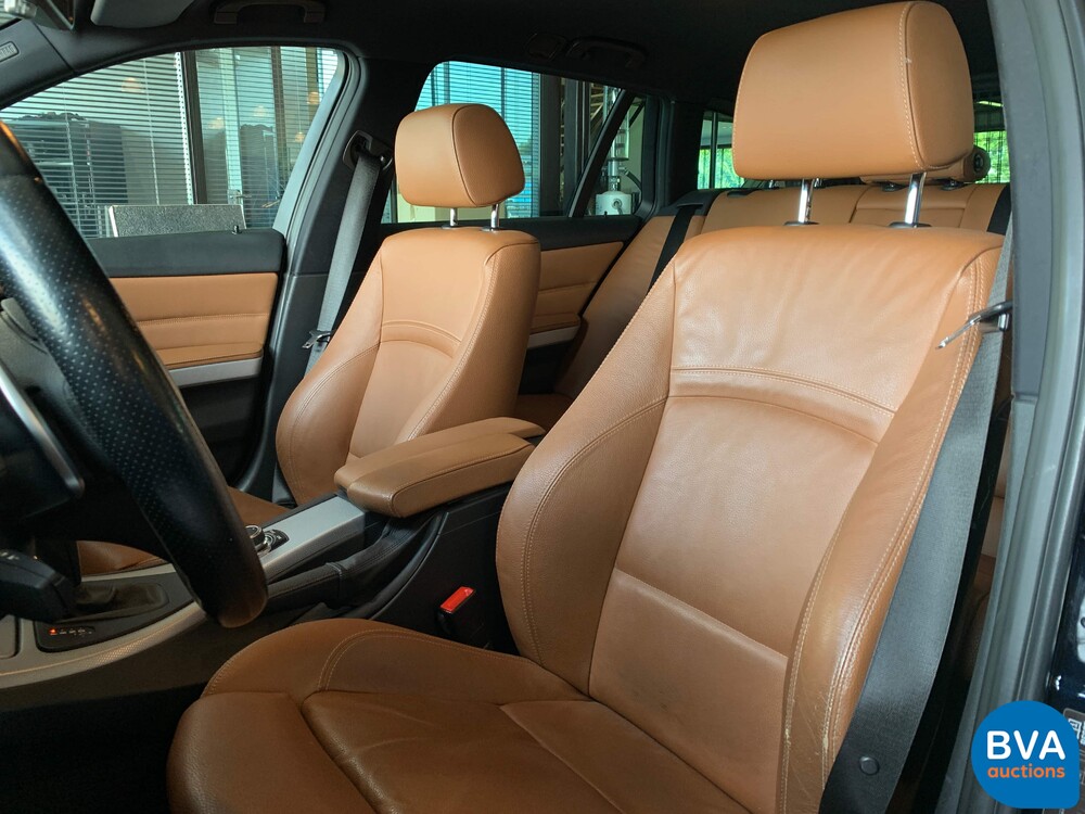 BMW 330i Touring Carbon Sport Edition M-Sport 3-series 272pk 2011 -Original NL-, 36-SNZ-4.