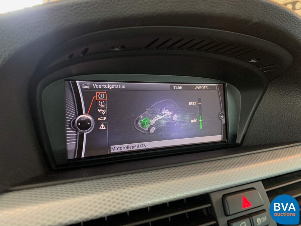 BMW 330i Touring Carbon Sport Edition M-Sport 3-series 272pk 2011 -Original NL-, 36-SNZ-4.