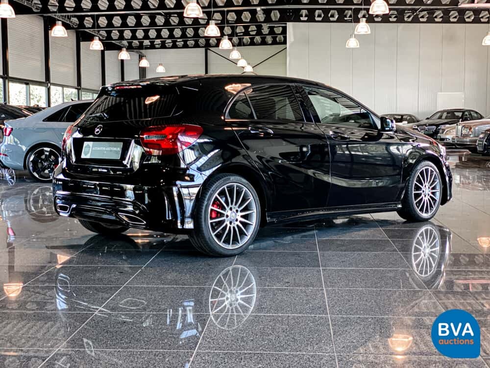 Mercedes-Benz A-Class AMG 122hp A180 FACELIFT, XJ-865-D.