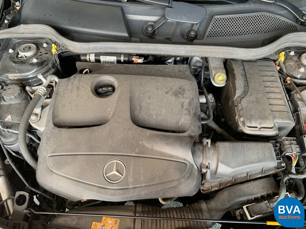 Mercedes-Benz A-Class AMG 122hp A180 FACELIFT, XJ-865-D.