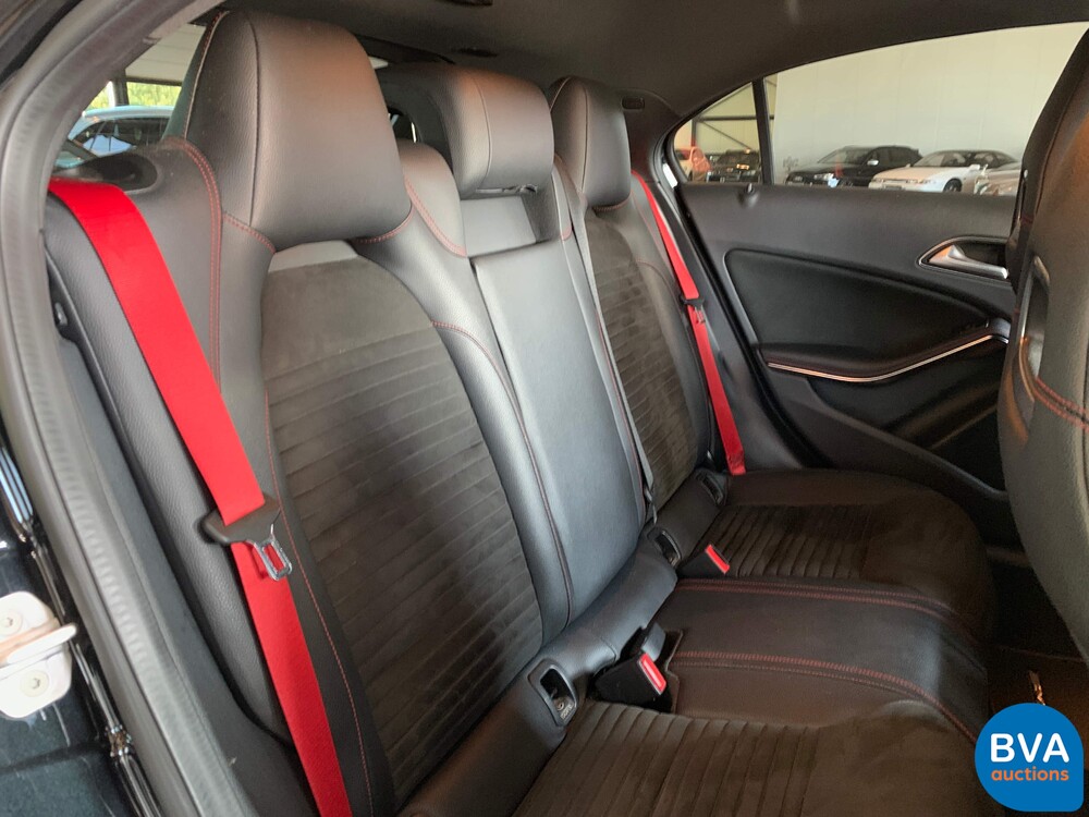 Mercedes-Benz A-Class AMG 122hp A180 FACELIFT, XJ-865-D.