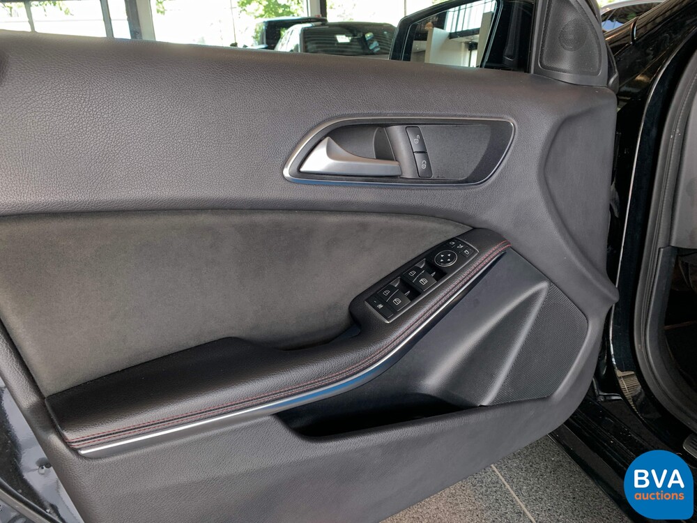 Mercedes-Benz A-Class AMG 122hp A180 FACELIFT, XJ-865-D.