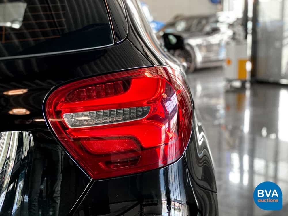 Mercedes-Benz A-Class AMG 122hp A180 FACELIFT, XJ-865-D.
