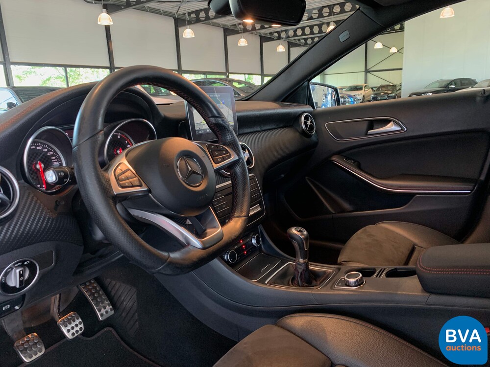 Mercedes-Benz A-Class AMG 122hp A180 FACELIFT, XJ-865-D.