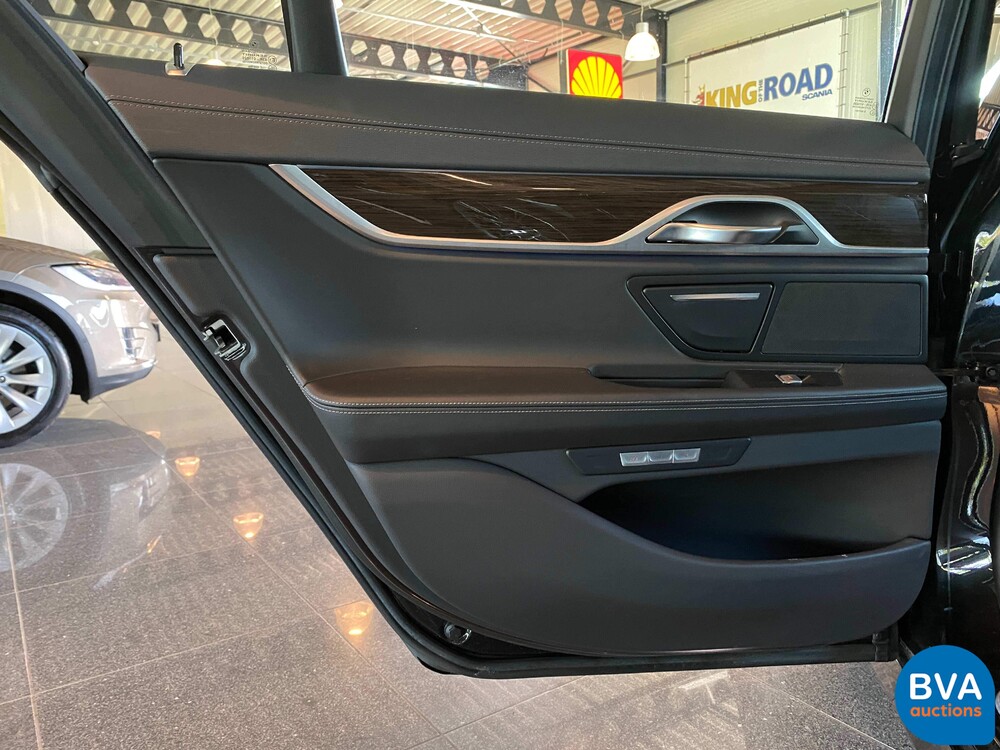 BMW 7-serie 730d Shadow-Line High Executive Innovation 2016 Facelift 265pk, NN-926-B