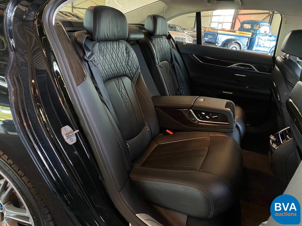 BMW 7-serie 730d Shadow-Line High Executive Innovation 2016 Facelift 265pk, NN-926-B