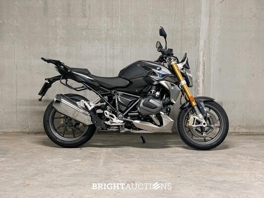 BMW R 1250 R Tour 1254cc 2022 (Origineel-NL), 74-MS-FD