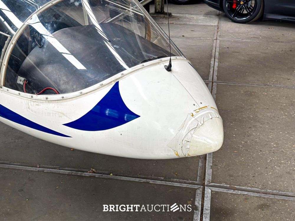 Albatros AE 209 ultra light Propellor Vliegtuig met Rotax 582 bombardier v.v maatwerk trailer
