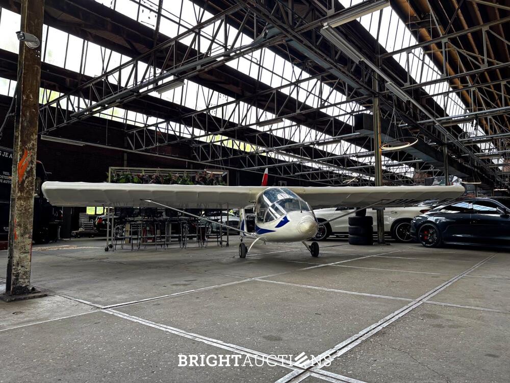 Albatros AE 209 ultra light Propellor Vliegtuig met Rotax 582 bombardier v.v maatwerk trailer
