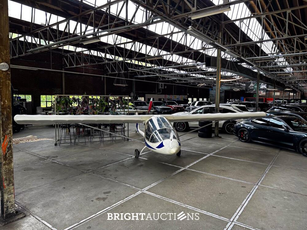 Albatros AE 209 ultra light Propellor Vliegtuig met Rotax 582 bombardier v.v maatwerk trailer
