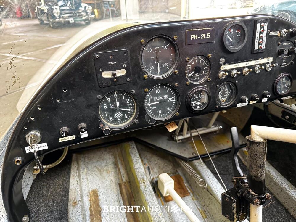 Albatros AE 209 ultra light Propellor Vliegtuig met Rotax 582 bombardier v.v maatwerk trailer
