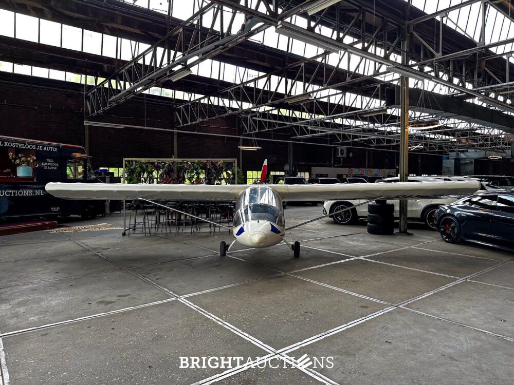 Albatros AE 209 ultra light Propellor Vliegtuig met Rotax 582 bombardier v.v maatwerk trailer
