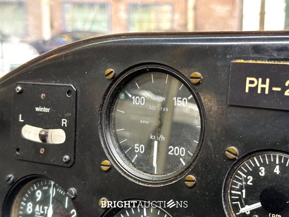 Albatros AE 209 ultra light Propellor Vliegtuig met Rotax 582 bombardier v.v maatwerk trailer
