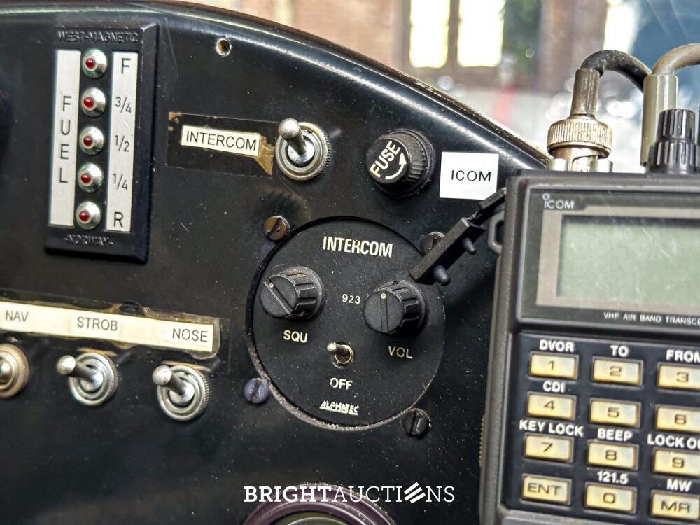 Albatros AE 209 ultra light Propellor Vliegtuig met Rotax 582 bombardier v.v maatwerk trailer
