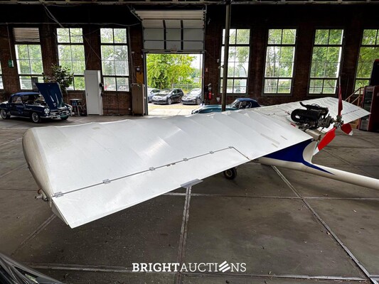 Albatros AE 209 ultra light Propellor Vliegtuig met Rotax 582 bombardier v.v maatwerk trailer
